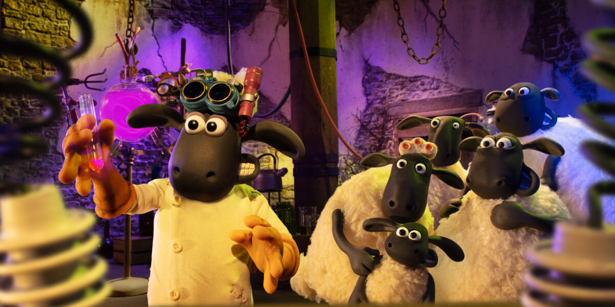Fåret Shaun och monstret på bondgården